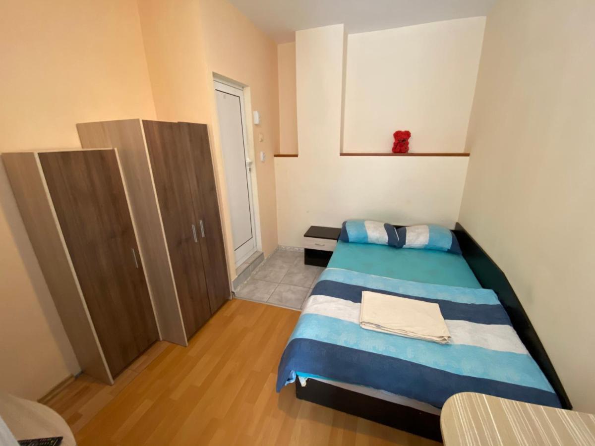 Top Center Studio 2 Min To The Beach Apartment Varna Exterior photo